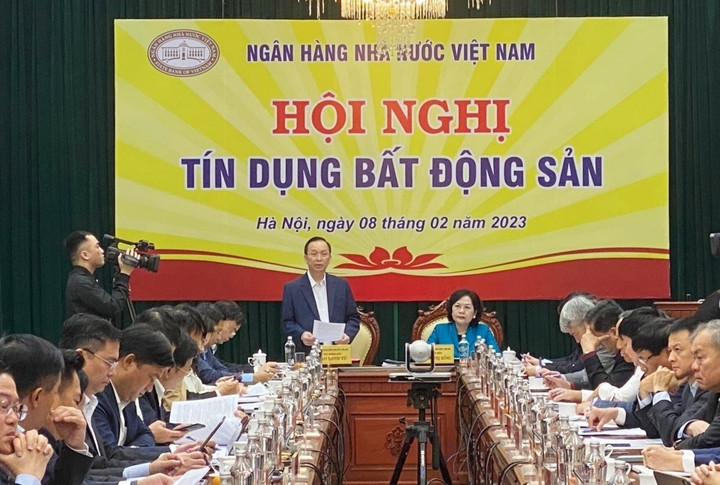 'Ngân hàng và doanh nghiệp BĐS là quan hệ cộng sinh, cùng trên một chiếc thuyền' - 1