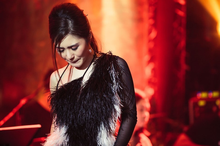 Trước Ngọc Mai, nhiều quán quân show âm nhạc khổ vì scandal khi mới nổi tiếng - 2