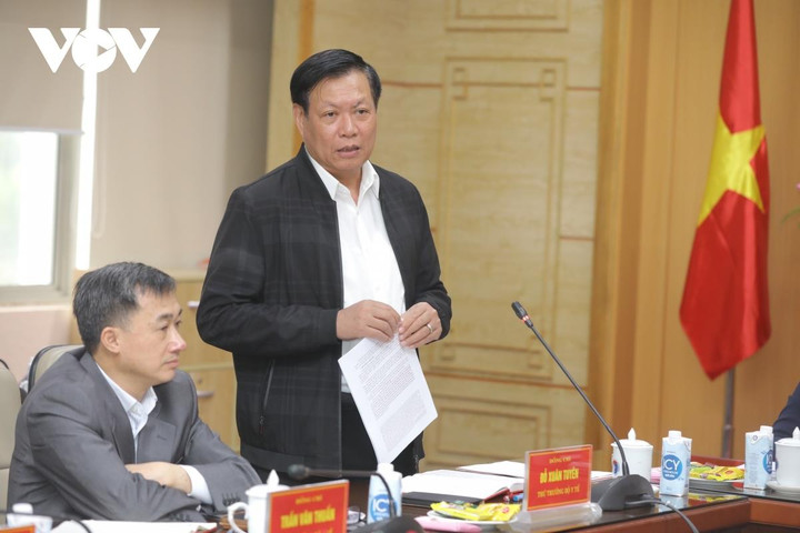 Thứ trưởng Bộ Y tế: 'Gỡ rối mua sắm thuốc, trang thiết bị y tế vẫn còn vướng' - 2