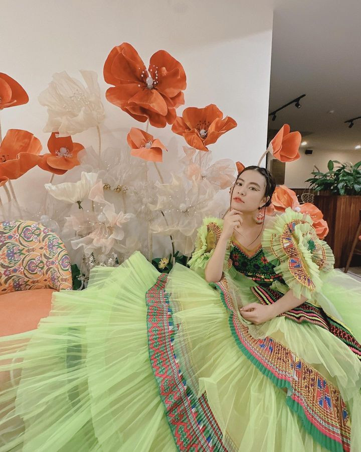 Sao Việt 10/2: 'Cô Xuyến' gợi cảm tuổi 47, Thanh Lam tình tứ bên hôn phu - 6