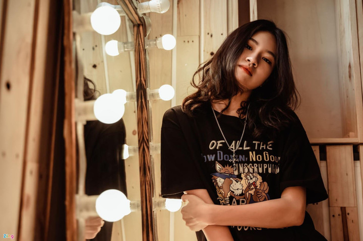 'See tình' gây bão toàn cầu, vì sao cái tên Hoàng Thùy Linh không sốt theo? - 4