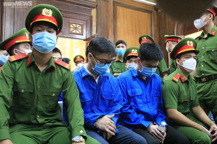 Xét xử vụ ‘thông thầu’ tại Sở Y tế Cần Thơ: Ông Võ Thành Thống vắng mặt - 1