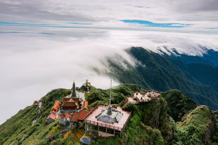 Ngắm 'vương quốc trên mây' ngoài đời thực – trải nghiệm choáng ngợp dịp đầu năm - 1
