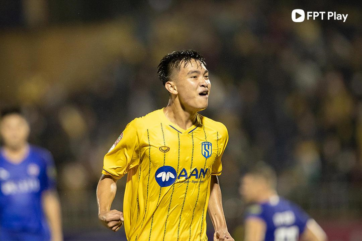 Nhìn lại những dấu ấn trong hai vòng đấu mở màn V-League 1 mùa giải 2023 - 3
