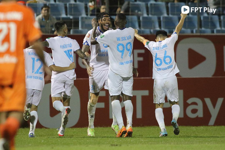 Nhìn lại những dấu ấn trong hai vòng đấu mở màn V-League 1 mùa giải 2023 - 4