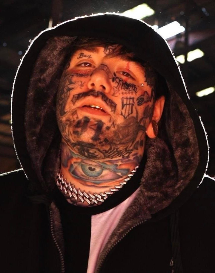 Xăm kín từ đầu đến chân, chàng rapper không thể tìm được bạn gái - 3