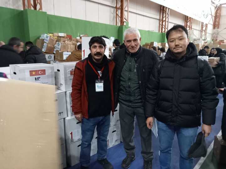 Người Việt ở Thổ Nhĩ Kỳ quyên góp, hỗ trợ khắc phục hậu quả động đất - 2