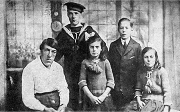 Ảnh hiếm và bi kịch của người phụ nữ xấu xí nhất thế giới - 7