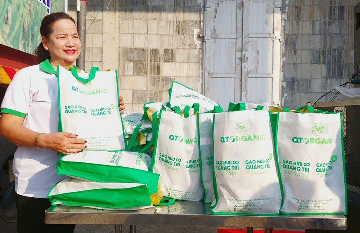 Gạo hữu cơ Quảng Trị lên đường chinh phục trời Âu - 1