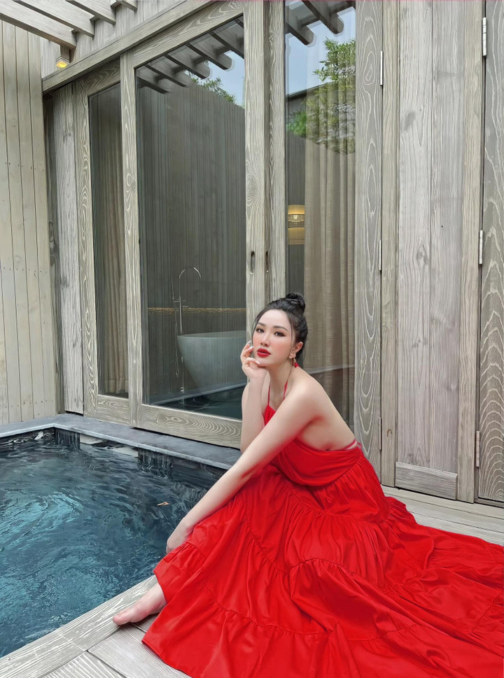 Sao Việt 14/2: NSND Công Lý đi quay talkshow, Mai Phương Thuý úp mở nhớ ai đó - 10