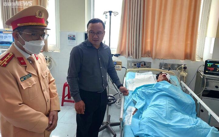 Tai nạn thảm khốc làm 8 người chết: Xe khách chạy vào đường cấm, quá tốc độ - 2