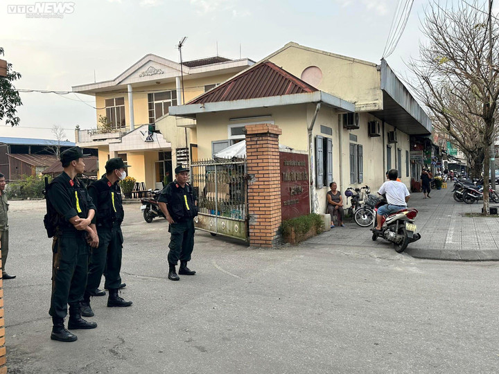 Vì sao công an khám xét khẩn cấp 2 trung tâm đăng kiểm ở Thừa Thiên - Huế? - 1