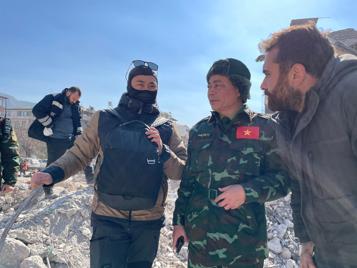 Lực lượng của Quân đội Việt Nam bắt đầu tìm kiếm cứu nạn tại Thổ Nhĩ Kỳ - 3