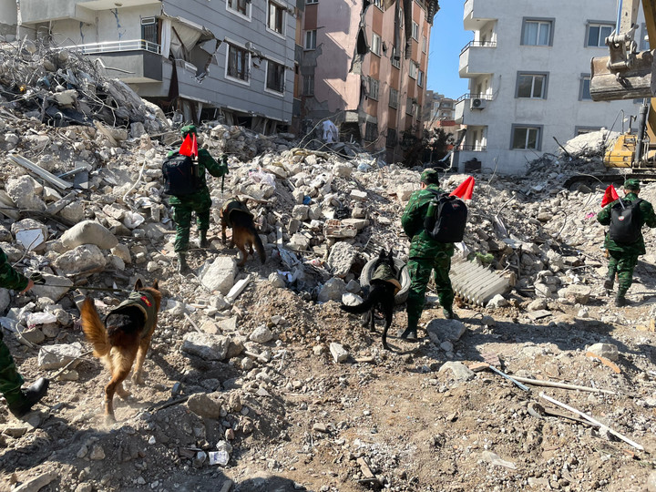 Lực lượng của Quân đội Việt Nam bắt đầu tìm kiếm cứu nạn tại Thổ Nhĩ Kỳ - 8