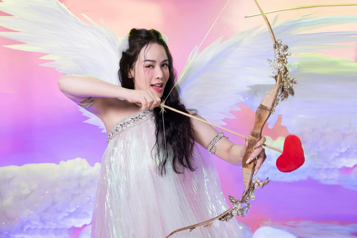 Sao Việt 15/2: Việt Hương tậu biệt thự mới, Siu Black trẻ đẹp bất ngờ - 6