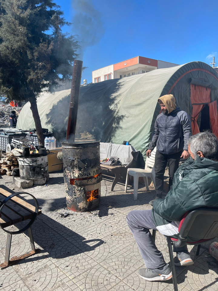 Quân đội Thổ Nhĩ Kỳ nhờ đoàn Việt Nam chế bếp lửa dã chiến - 1