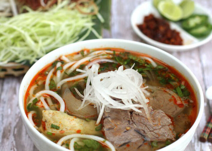 Đặc sản Huế mà mọi du khách nhất định phải thử - 2