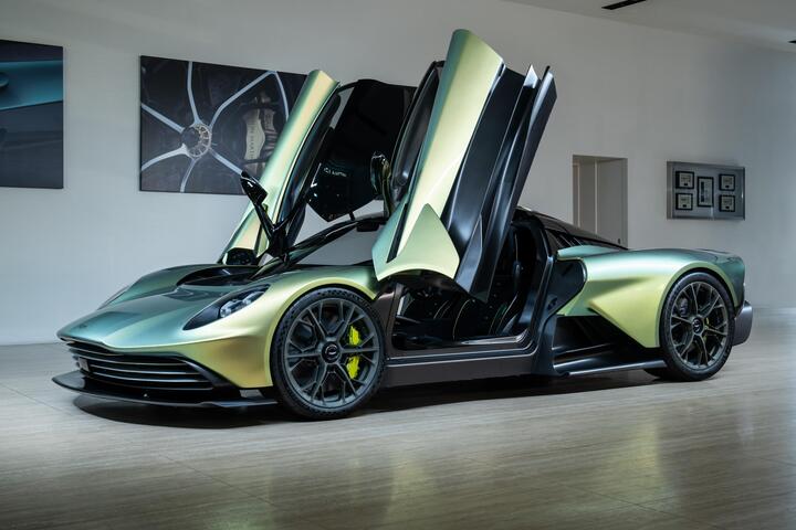 Siêu xe Aston Martin Valhalla đặt chân tới Đông Nam Á - 11