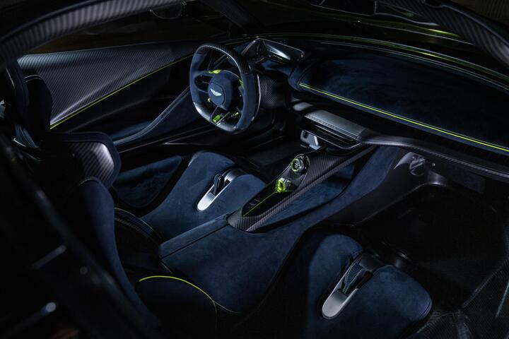 Siêu xe Aston Martin Valhalla đặt chân tới Đông Nam Á - 10