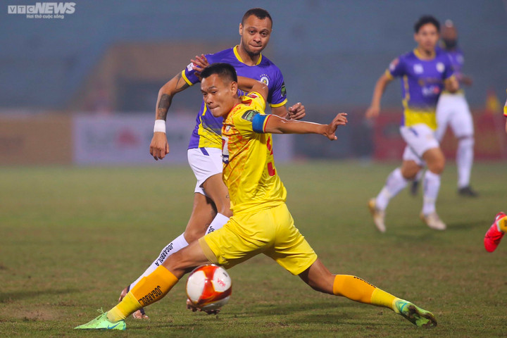 Trực tiếp bóng đá Hà Nội FC 0-0 Thanh Hóa: Trọng Hùng sút dội xà - 5