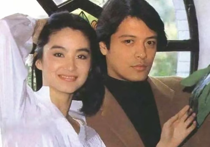 'Hoàng tử nhạc Pop' xứ Trung vừa lộ chuyện giả chết thực chất đang sống thế nào? - 4