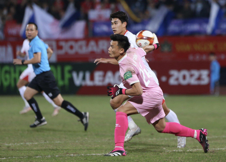 Trực tiếp bóng đá HAGL 1-1 CLB Công an Hà Nội: Siêu phẩm ở sân Pleiku - 6