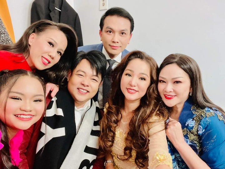 Sao Việt 19/2: Xuân Bắc tươi tắn hậu ồn ào, Hoa hậu Thu Hoài nóng bỏng ở tuổi 47 - 3