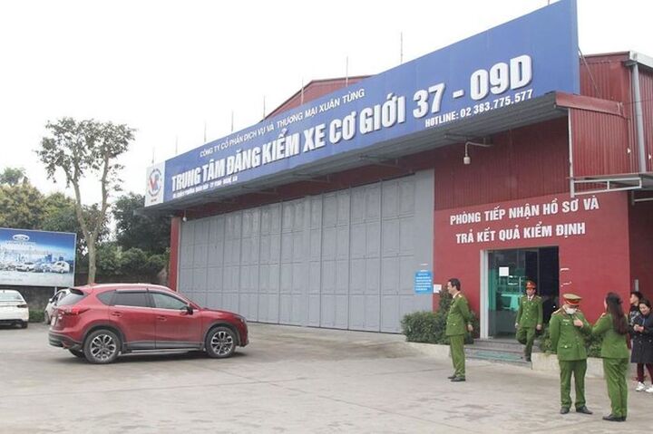Bắt phó giám đốc và hai kiểm định viên trung tâm đăng kiểm ở Nghệ An - 2