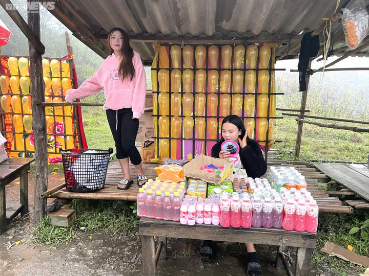 Chợ phiên biên giới Việt - Lào - 5