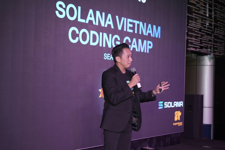 Khởi động cuộc thi lập trình toàn cầu Solana Grizzlython 2023 - 1