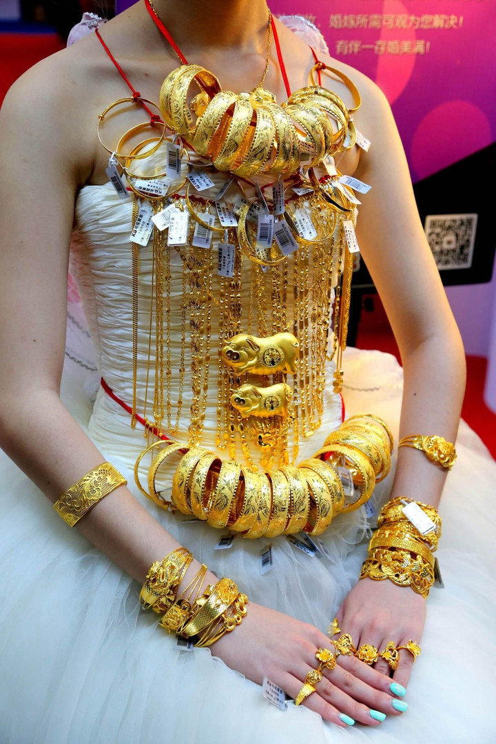 Hét giá cô dâu ở Trung Quốc, ai hưởng lợi? - 3
