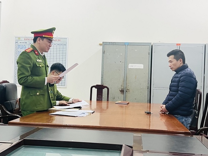 Bắt Phó giám đốc Trung tâm đăng kiểm 88-03D Vĩnh Phúc - 1