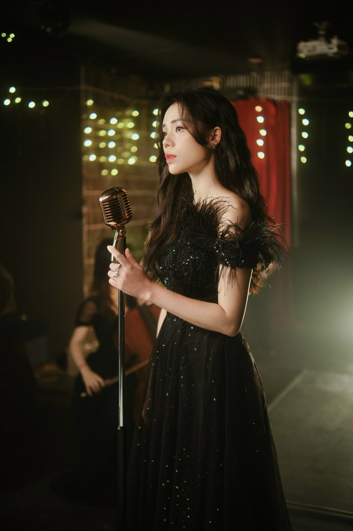 Hương Ly dùng âm nhạc truyền thông điệp chữa lành tổn thương đến mọi cô gái - 1