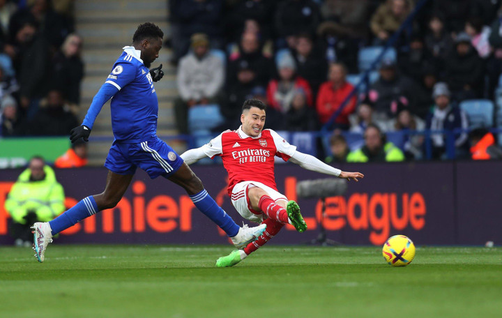 Kết quả Ngoại Hạng Anh: Arsenal thắng Leicester, bảo vệ ngôi đầu bảng - 2