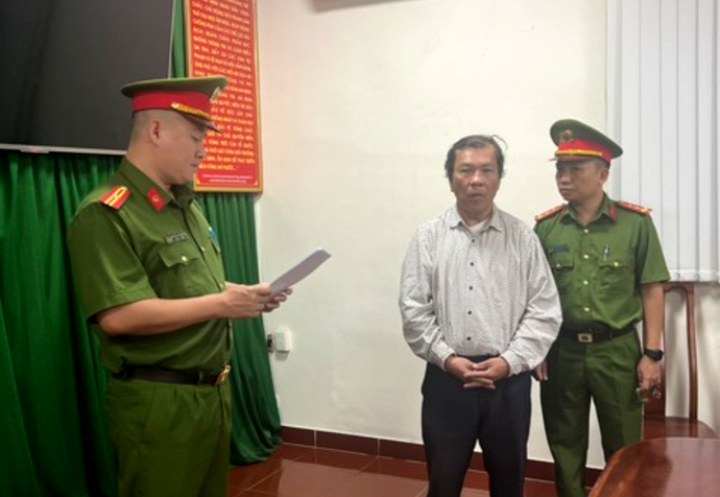 Khởi tố, bắt tạm giam luật sư Trần Văn Sỹ - 1