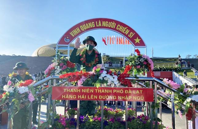 Không chấp hành lệnh gọi nhập ngũ, hai thanh niên bị phạt 125 triệu đồng - 1