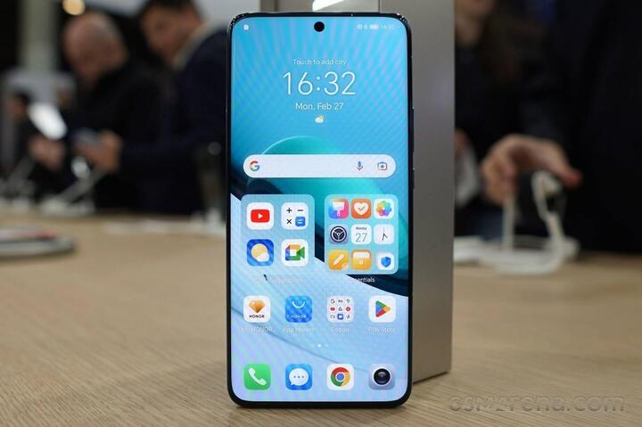 Loạt smartphone mới ra mắt tại MWC 2023 - 8