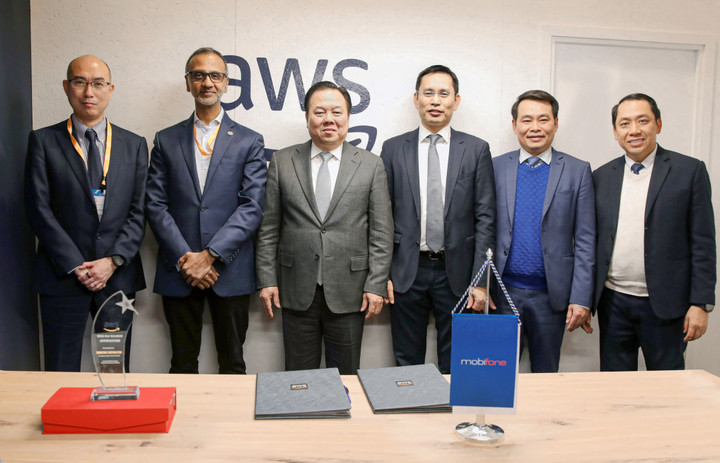 MobiFone ký kết thoả thuận hợp tác với Amazon Web Services - 1