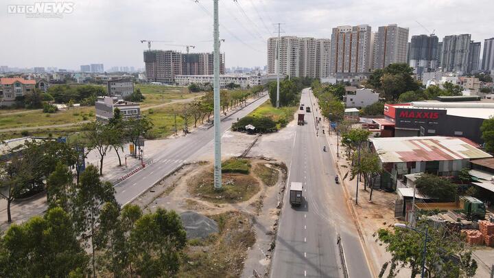 TP.HCM: Đề nghị thanh tra toàn diện dự án mở rộng đường Đồng Văn Cống - 10