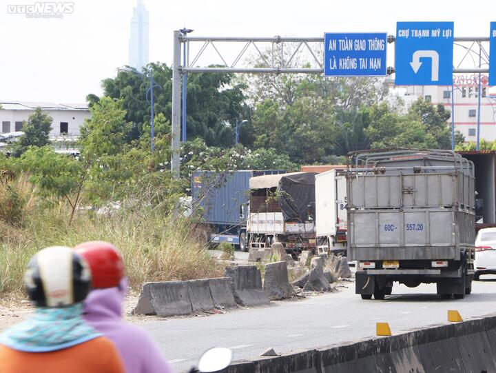TP.HCM: Đề nghị thanh tra toàn diện dự án mở rộng đường Đồng Văn Cống - 9