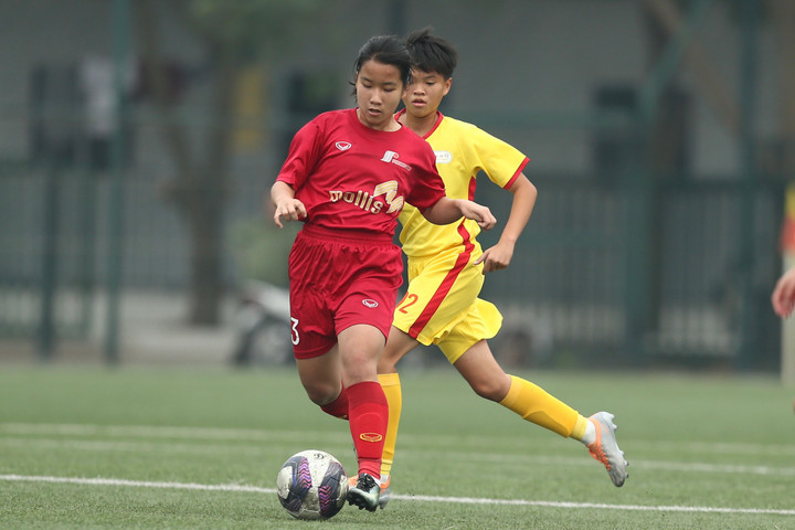 Giải U16 nữ quốc gia: Phong Phú Hà Nam chiếm ưu thế trước Hà Nội - 1