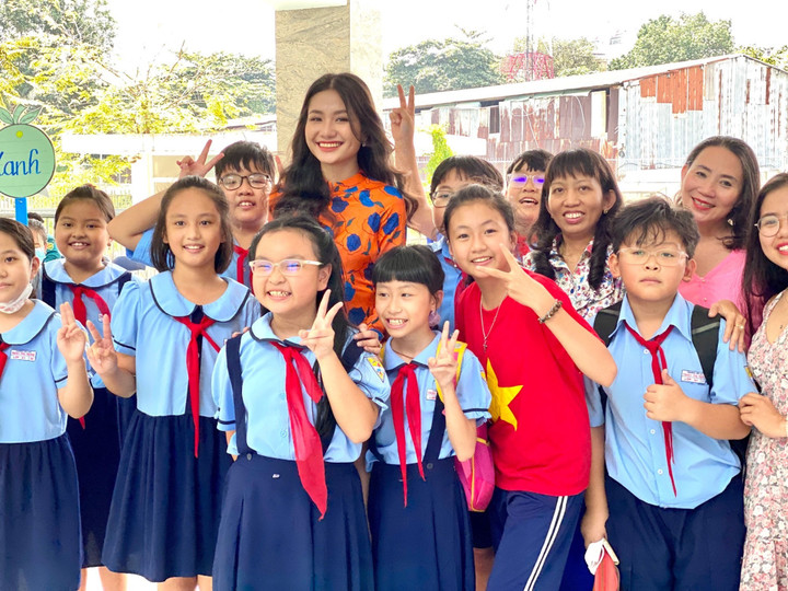 Nhan sắc người đẹp Việt đăng quang Hoa hậu Môi trường thế giới 2023 - 9