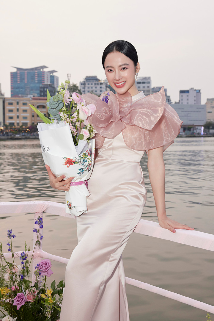 Angela Phương Trinh thăng hạng nhan sắc sau khi giảm gần 10kg - 9