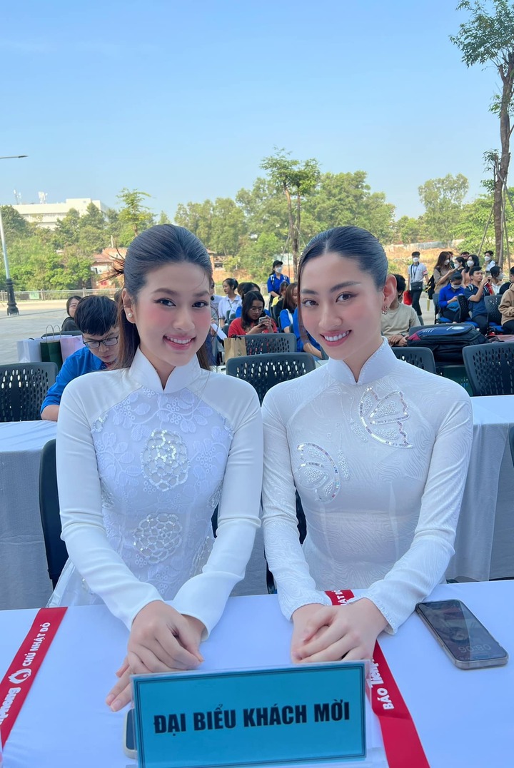 Sao Việt 6/3: Hoa hậu Hà Kiều Anh tự hào khoe 2 con xinh xắn, giỏi giang - 8