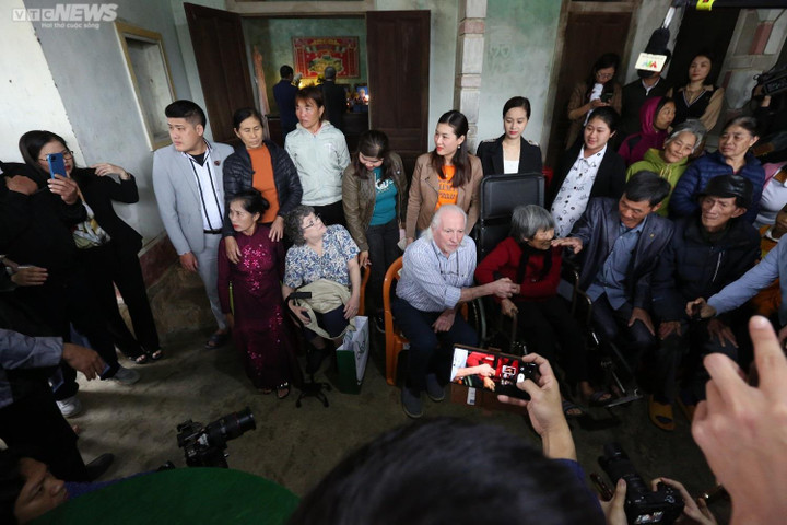 Cựu binh Mỹ vượt hơn 13.000 km trao trả cuốn sổ của liệt sĩ Việt Nam - 2