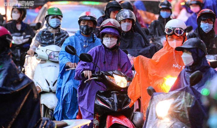 Dự báo thời tiết ngày 7/3: Bắc Bộ mưa nhỏ vài nơi, trưa chiều trời nắng - 1