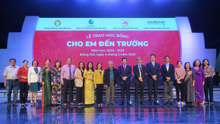 Quỹ học bổng 'Cho em đến trường' trao tặng 400 suất cho học sinh Đồng Nai - 3