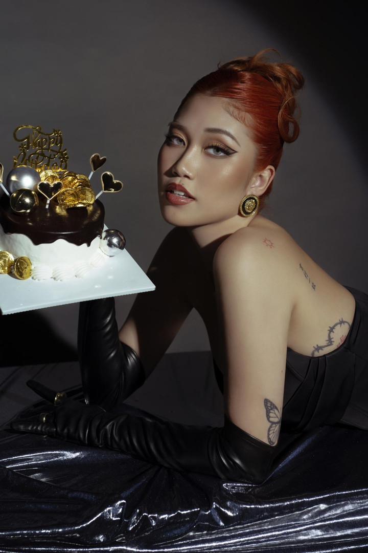 Con gái NSƯT Cát Tường quyến rũ, gợi cảm trong bộ ảnh đón tuổi 21 - 8