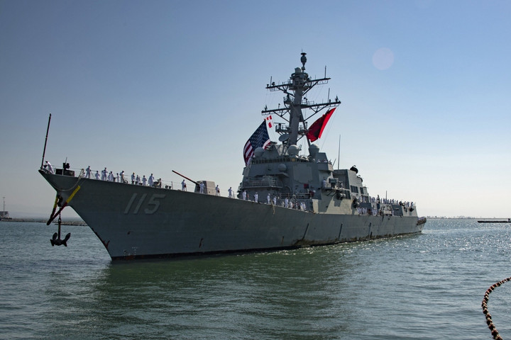 Tàu khu trục tên lửa dẫn đường Mỹ thăm Hàn Quốc - 1