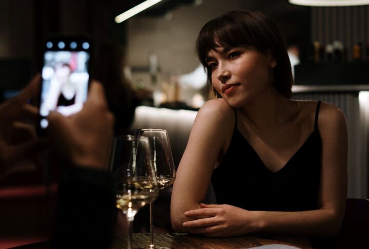 Vì sao chúng ta ghét tình cũ của người yêu - 3